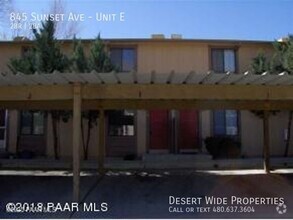 Building Photo - 845 Sunset Ave
