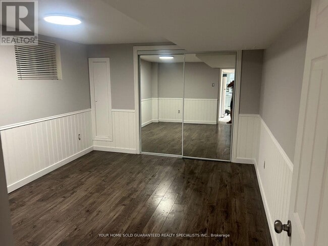 Building Photo - 53 St Quentin Ave