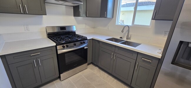 Foto del edificio - 1428 E 54th St