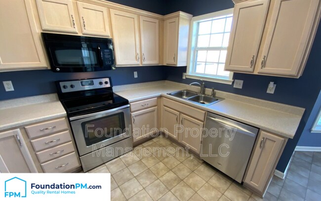 Foto del edificio - 5056 Sawyer Lake Dr