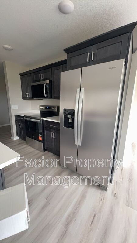 Foto del edificio - 3214 Scotch Ln