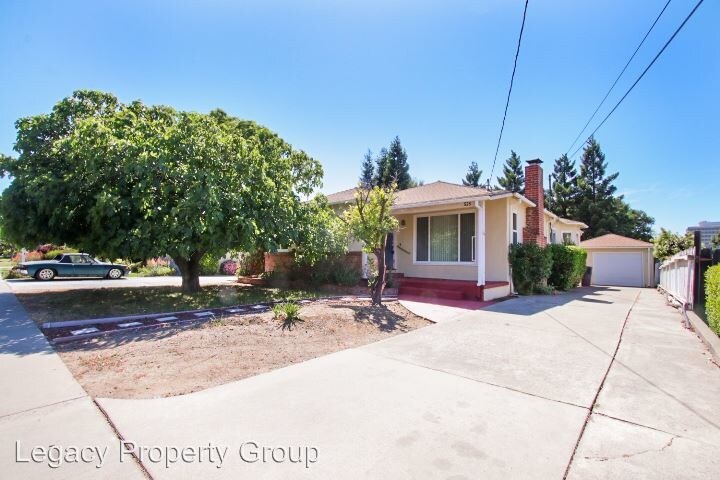 Primary Photo - 2 br, 1.5 bath House - 528 Anza Street