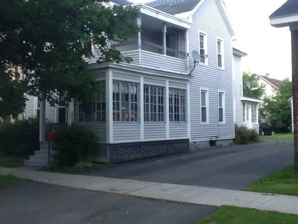 Exterior - 1029 Downer Ave