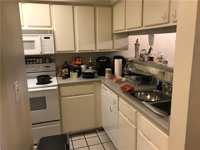 Foto del edificio - 501 W 26th St