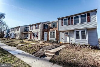 Building Photo - 6314 Greenfield Rd