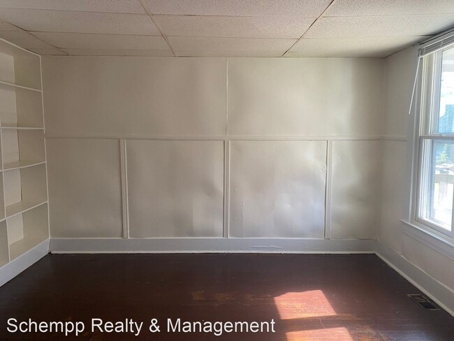 Building Photo - 2 br, 1 bath House - 318 N. 35th St