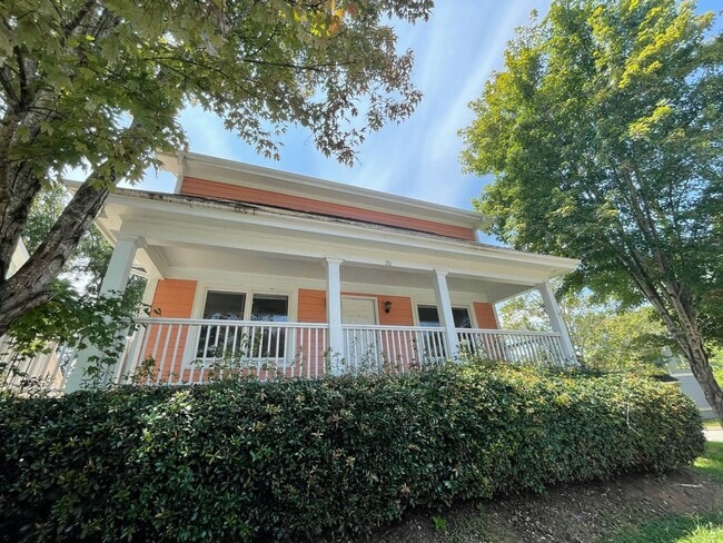 PRE-LEASING FOR AUGUST 2026! - PRE-LEASING FOR AUGUST 2026! House