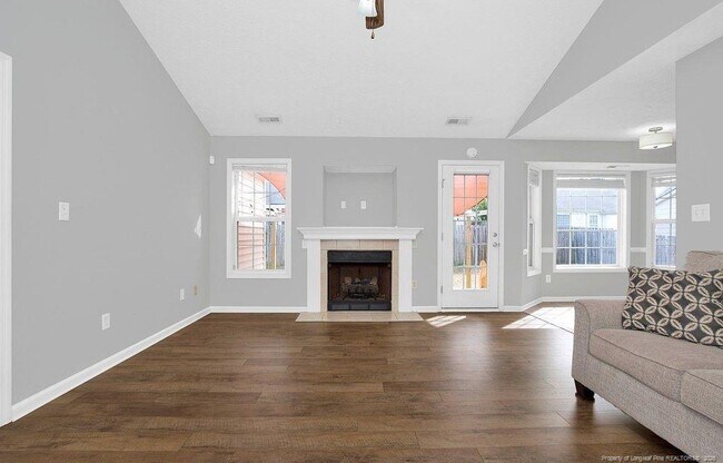 Foto del edificio - 1475 Avoncroft Dr