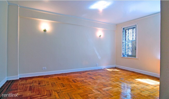 Foto del edificio - 377 E 153rd St