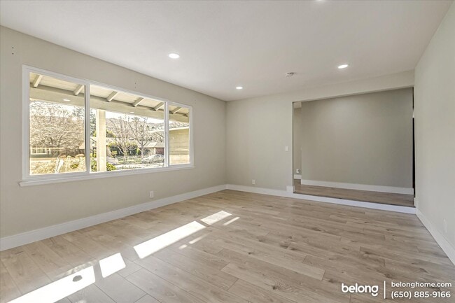 Building Photo - 6956 Lenwood Way