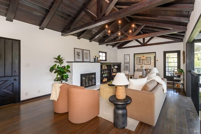 Foto del edificio - 9 Upper Fremont Dr