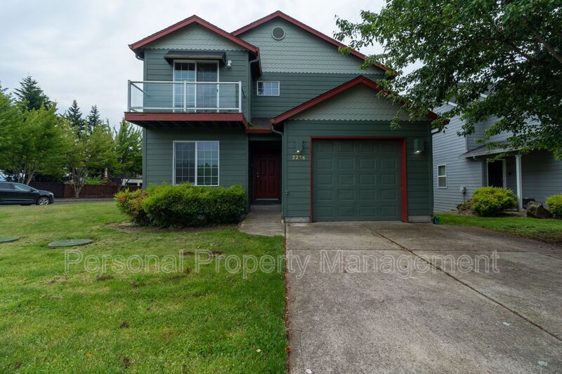 Primary Photo - 2236 SE 11th Ave