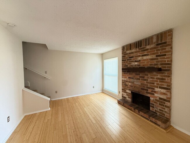 Building Photo - Depew