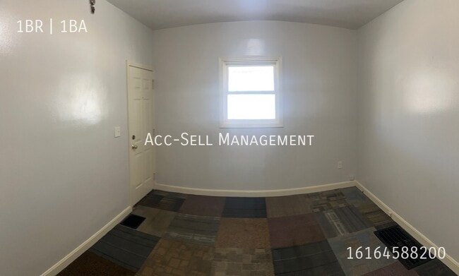 Building Photo - 1126 Cesar E. Chavez Ave SW