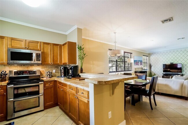Foto del edificio - 2769 Coconut Ave