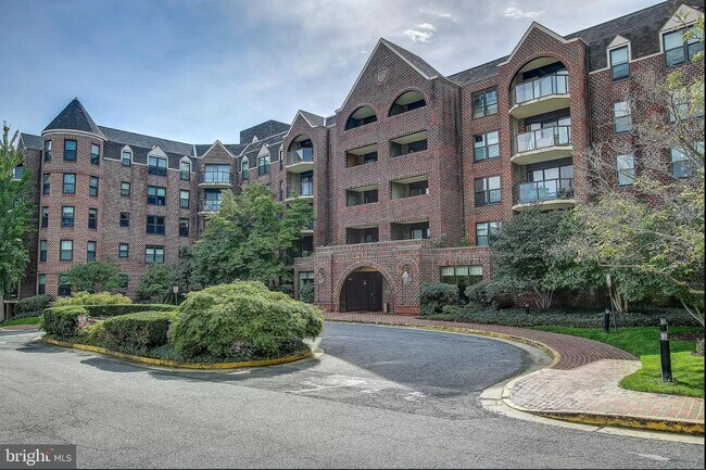 Foto del edificio - 2100 Lee Hwy