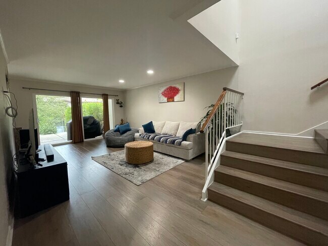 Foto del edificio - 450 Tuolumne Ave