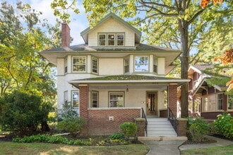 Building Photo - 1005 Ashland Ave