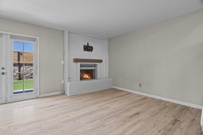 Building Photo - 2617 Red Sails Dr
