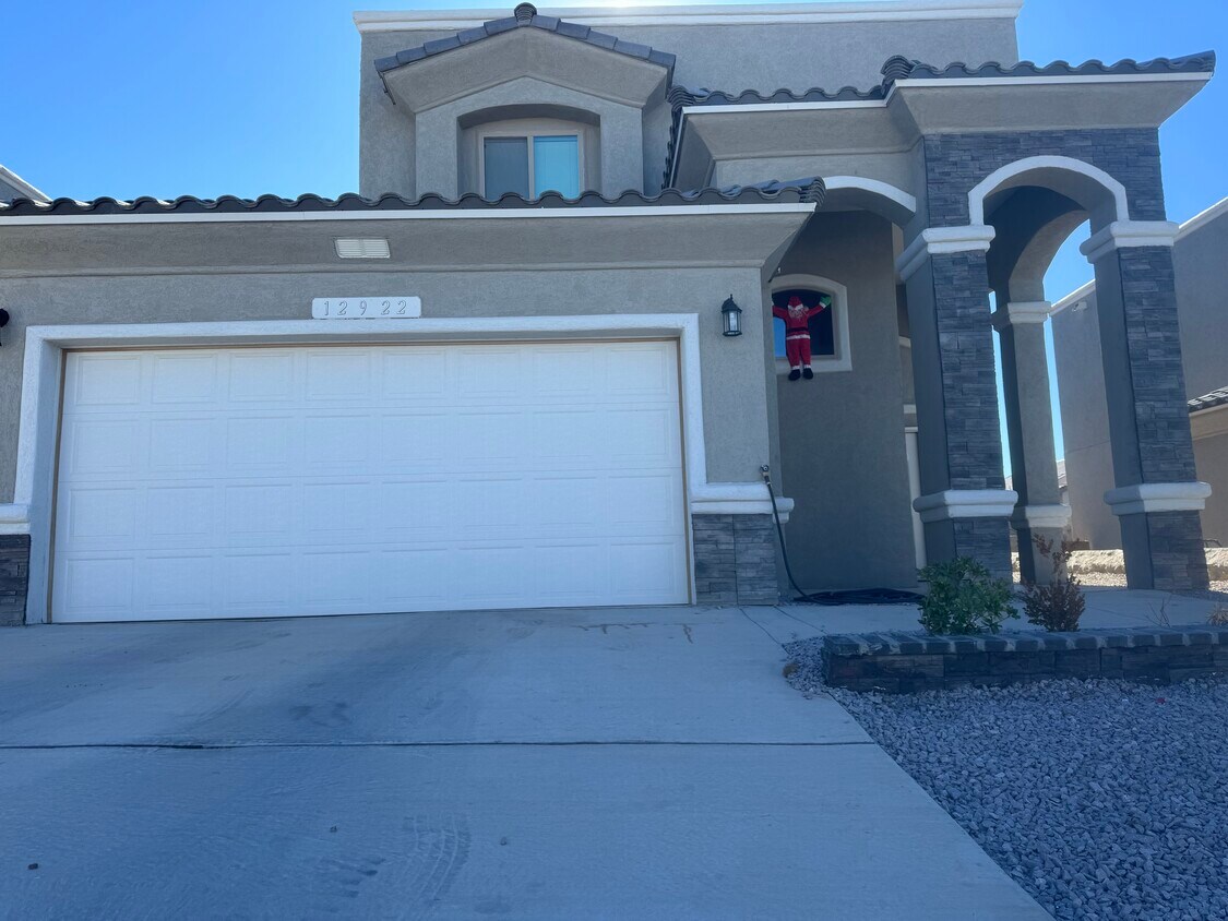 12922 Clevedon St, Horizon City, TX 79928 House Rental in Horizon