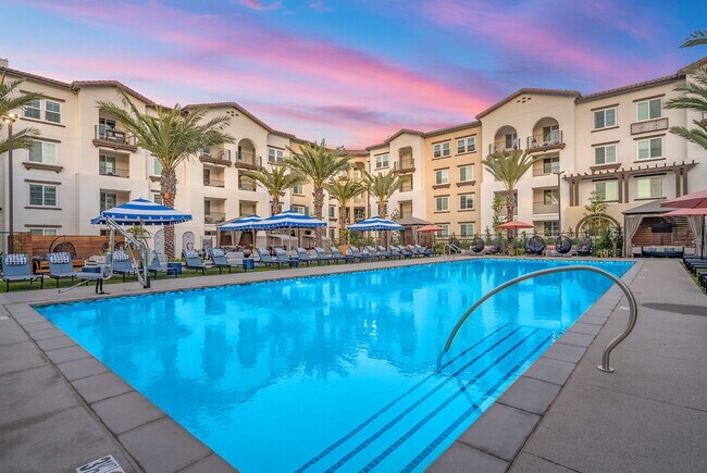 Foto principal - livia-at-scripps-ranch