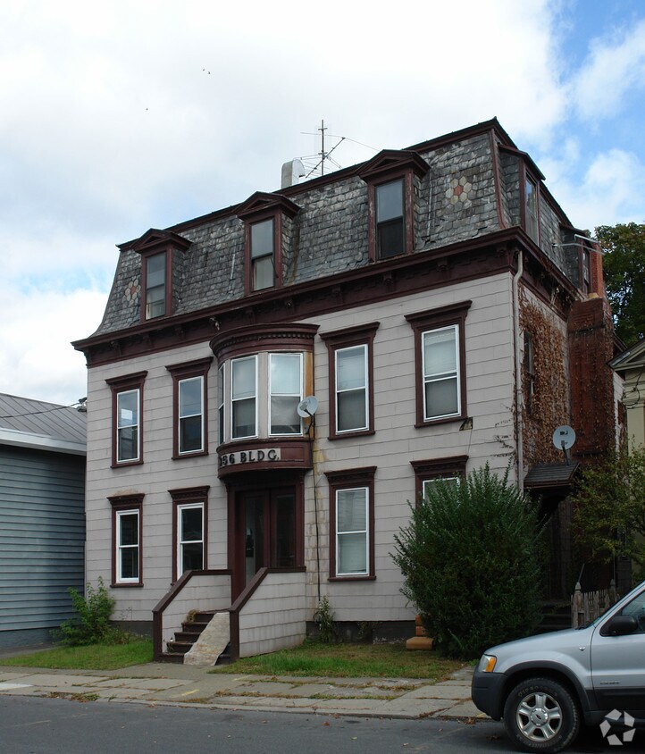 Building Photo - 354-356 Union St