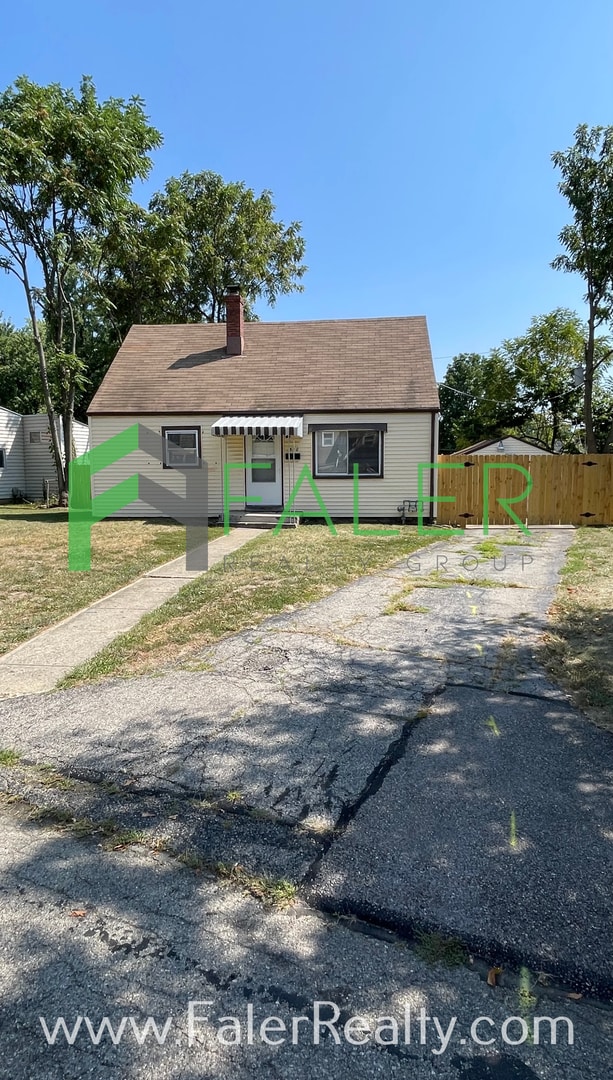 Building Photo - 3 Bedroom Cape Cod