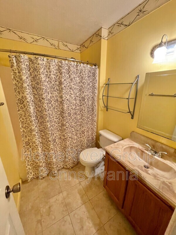 Foto del edificio - 304 Moosehead Dr