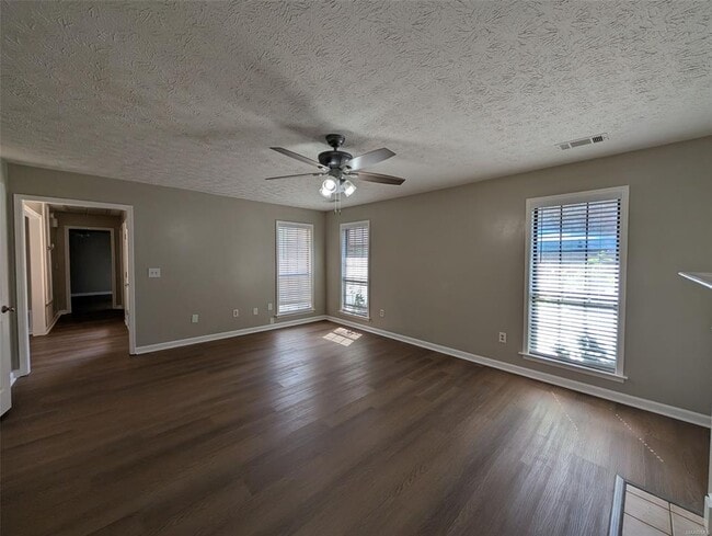 Building Photo - 3242 Gatsby Ln