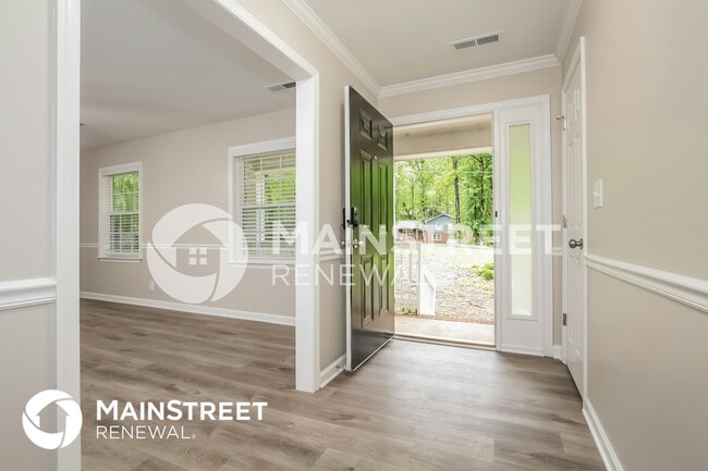 Foto del edificio - 237 Creekwood Dr