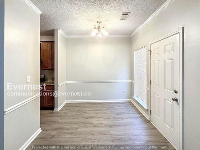 Building Photo - 223 Shenandoah Dr