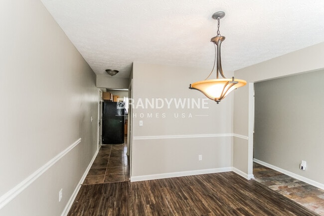 Building Photo - 2375 Broad River Pl