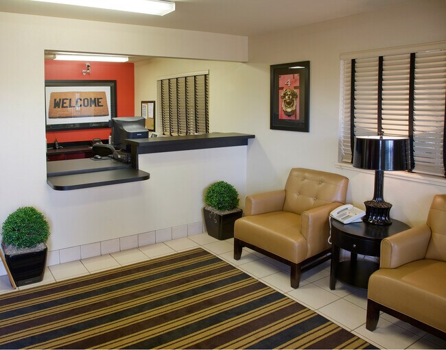 Foto del edificio - Furnished Studio-Virginia Beach - Independence Blvd.