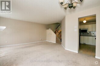 Building Photo - 363 Bakewell Crescent