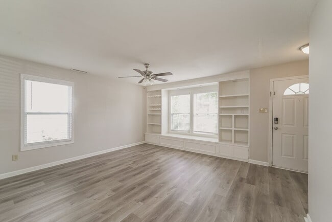 Foto del edificio - 4472 Norfleet St