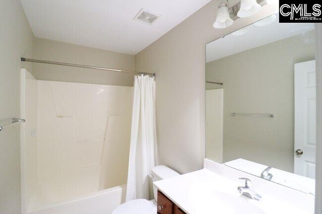 Building Photo - 364 Saluda Springs Rd