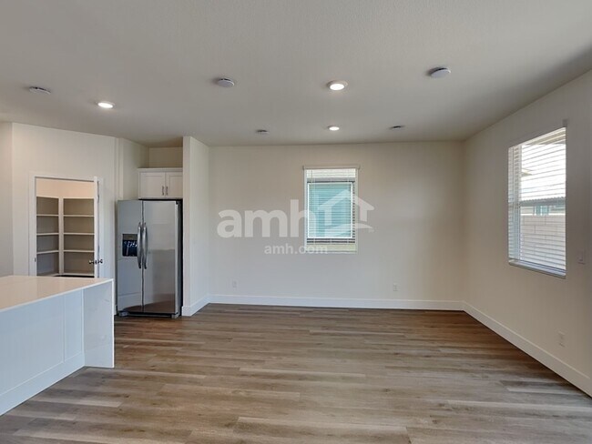 Foto del edificio - 10366 Beaver Tail St