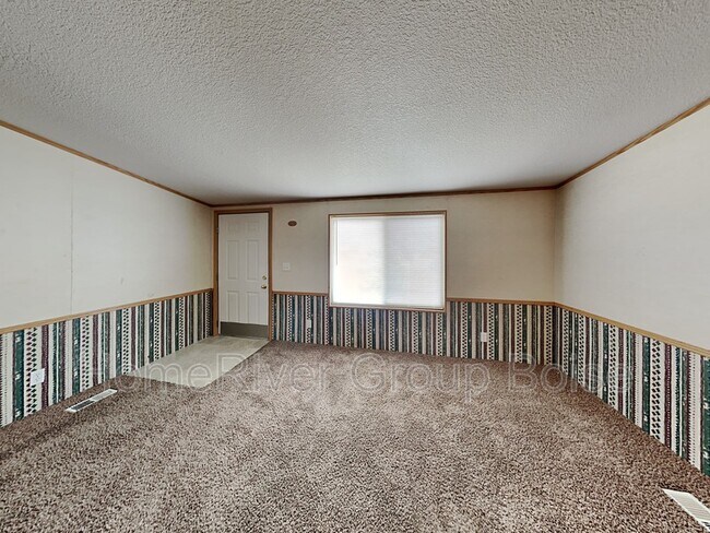 Building Photo - 418 E 51st St