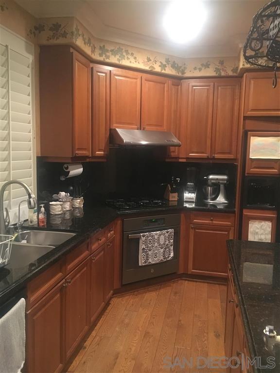 Foto del edificio - 3768 Torrey Hill Ln
