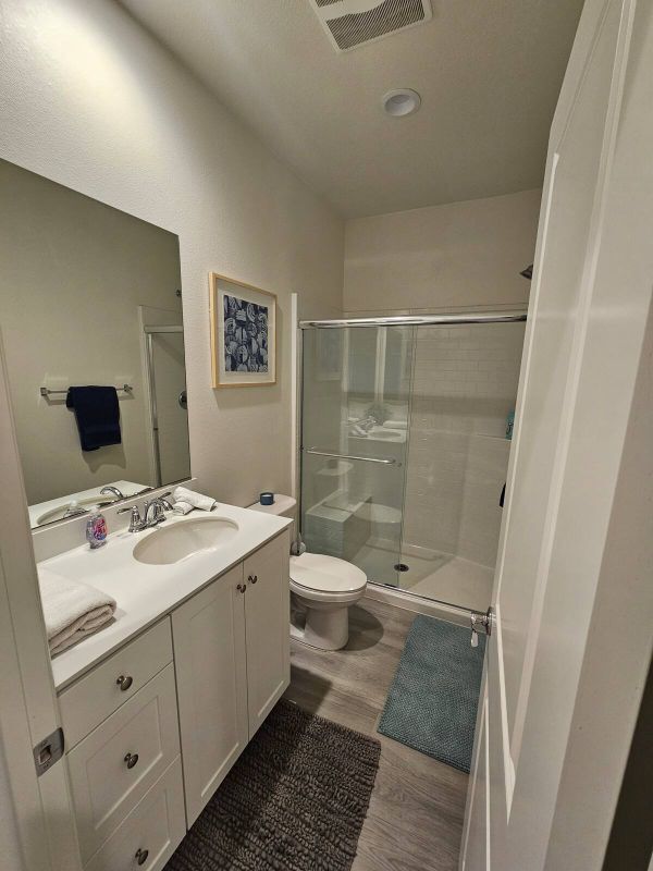 Building Photo - 539 Hydrangea St
