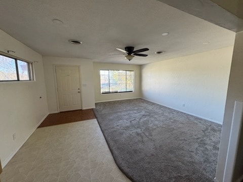 Building Photo - 325 Crestview Way