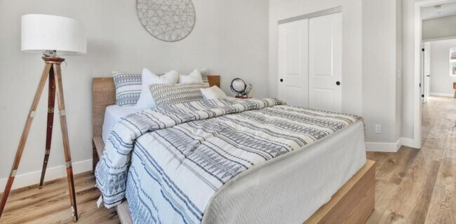 Foto del edificio - 14672 Adams Street #4, Midway City, CA 92655