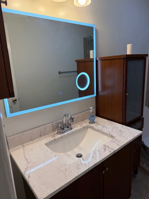 Foto del edificio - 639 Meadowvale Dr