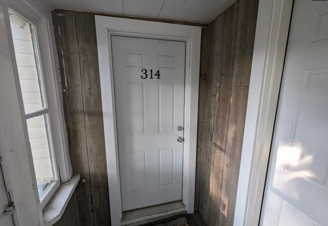 Foto del edificio - 314 9th Ave SE