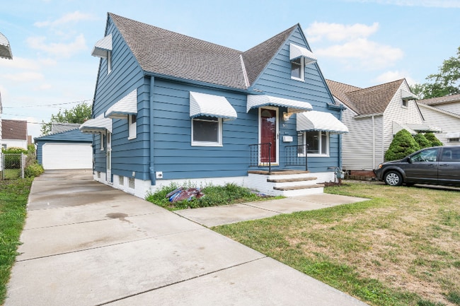 Building Photo - 5414 Orchard Ave