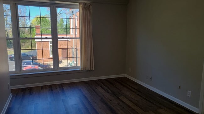 Building Photo - 27 Hege Drive