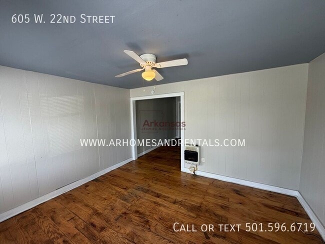 Building Photo - 605 W 22nd St
