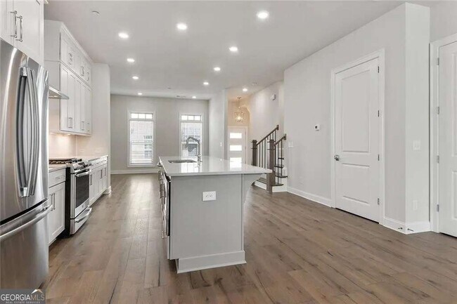 Building Photo - 4317 Parkside Pl