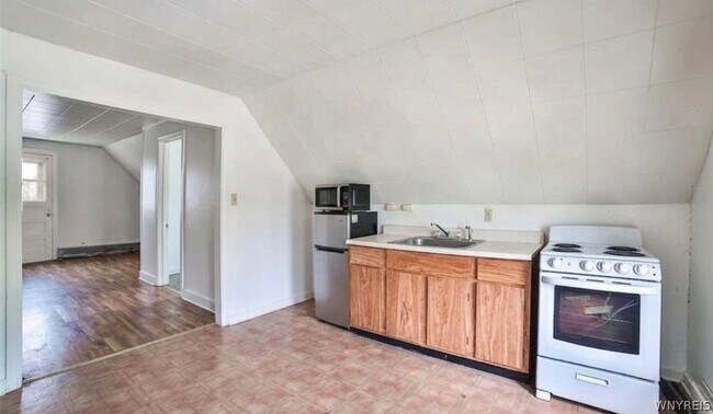 Foto del edificio - 1811 Weston Ave
