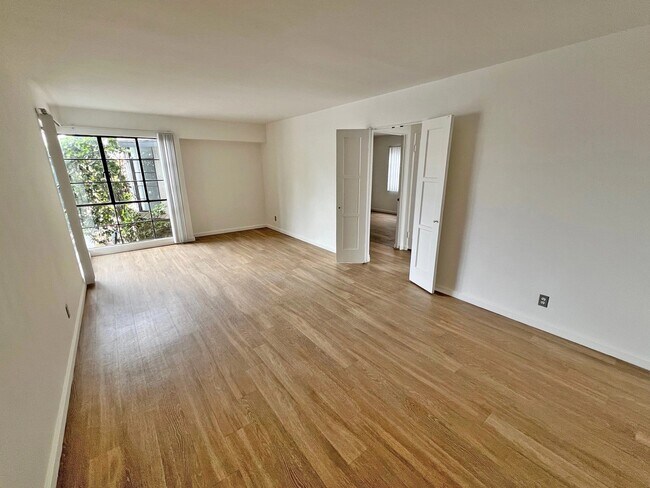 Foto del edificio - 2564 W 5th St